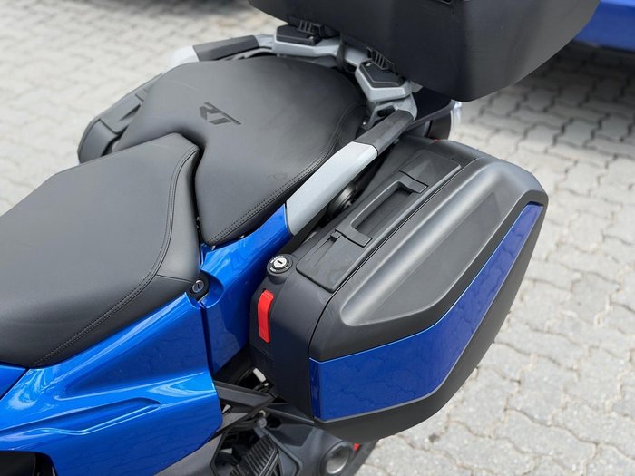 2025 BMW R 1300 RT Impulse R 1300 Blue