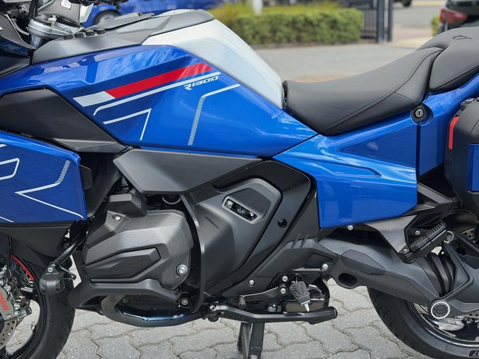 2025 BMW R 1300 RT Impulse R 1300 Blue