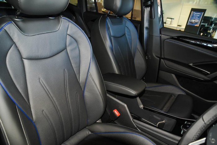 2025 Volkswagen Tiguan 195TSI R-Line