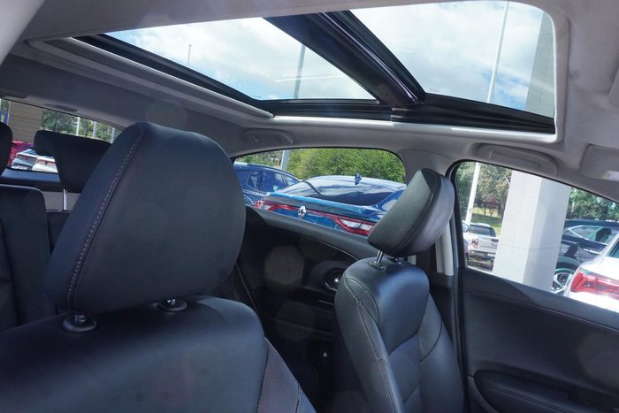 2017 Honda HR-V VTi-L