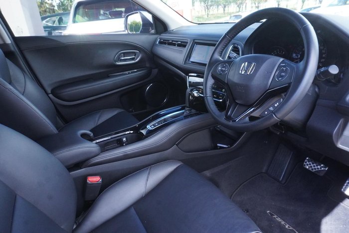 2017 Honda HR-V VTi-L