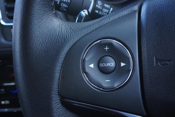 2017 Honda HR-V VTi-L