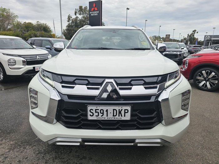 2024 Mitsubishi Pajero Sport GLS