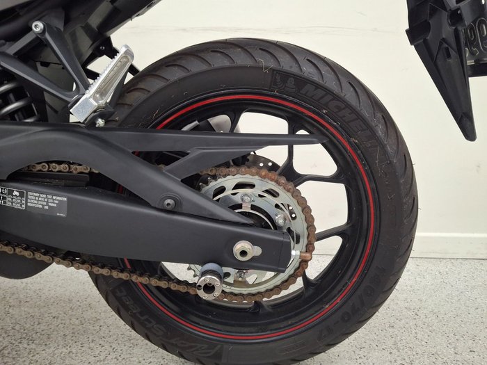 2016 YAMAHA YZF-R3 grey