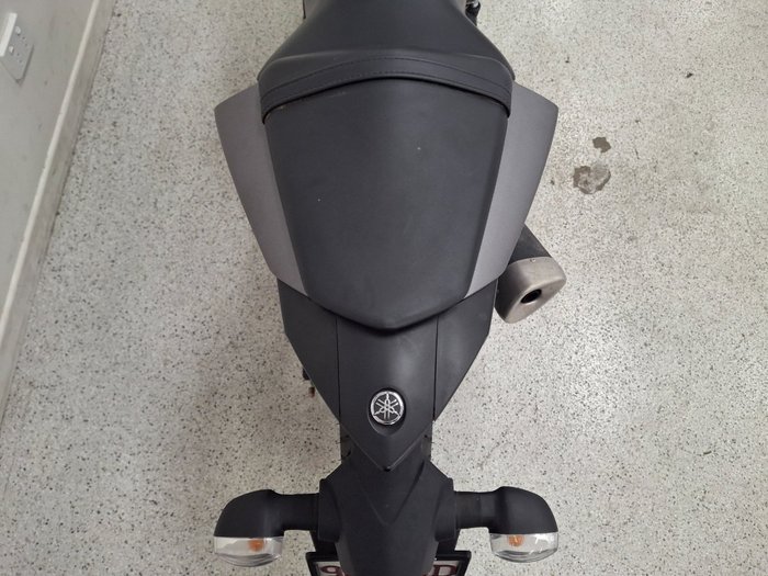 2016 YAMAHA YZF-R3 grey