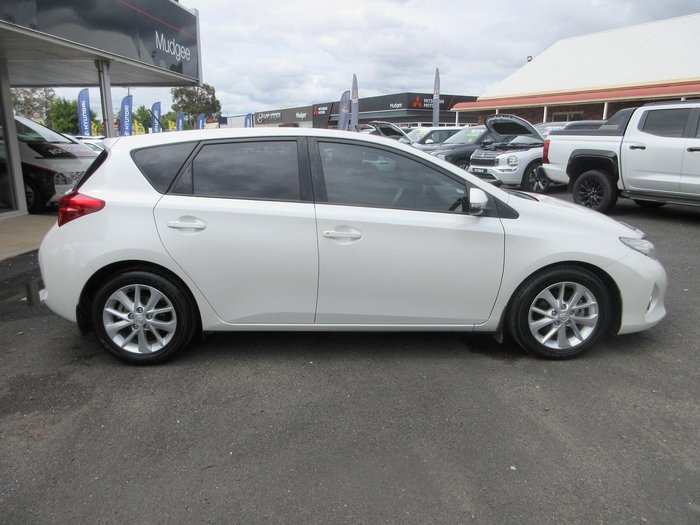 2015 Toyota Corolla Ascent Sport