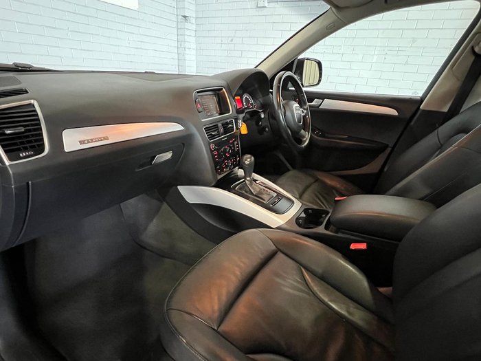 2010 Audi Q5 TFSI 8R MY10 Four Wheel Drive Brilliant Black