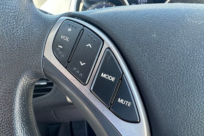 2013 Hyundai Elantra Active