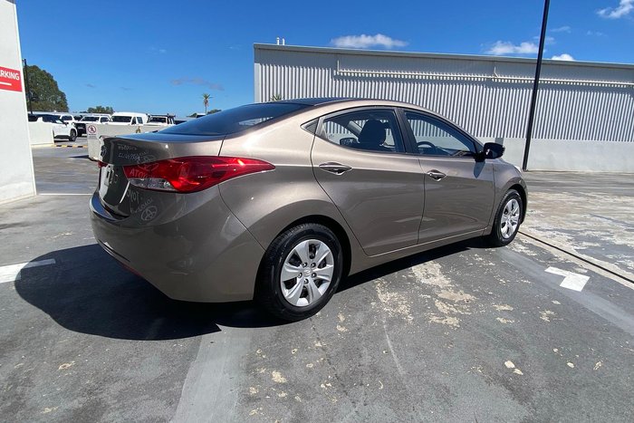 2013 Hyundai Elantra Active