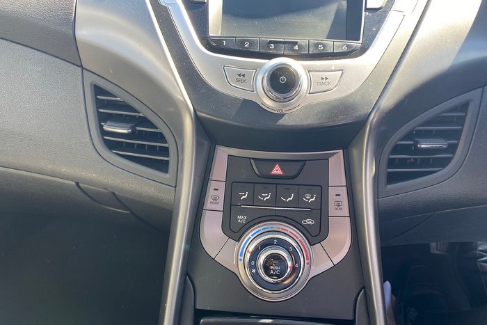 2013 Hyundai Elantra Active