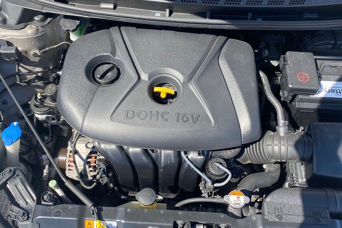 2013 Hyundai Elantra Active