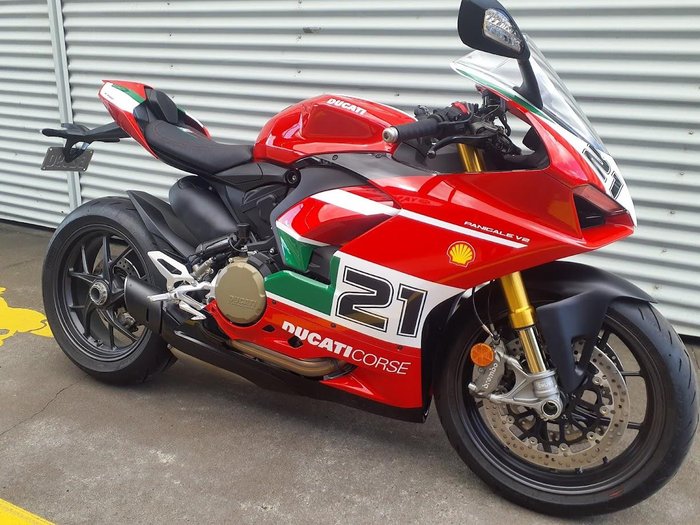 2023 Ducati Panigale Bayliss 1st Championship 20th Anniversary Panigale Red