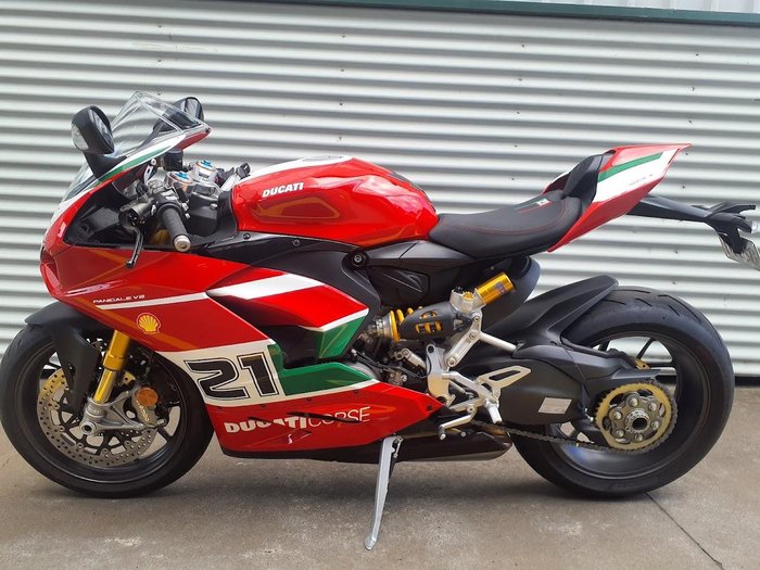 2023 Ducati Panigale Bayliss 1st Championship 20th Anniversary Panigale Red