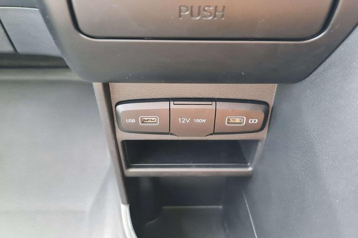 2022 Hyundai STARIA LOAD