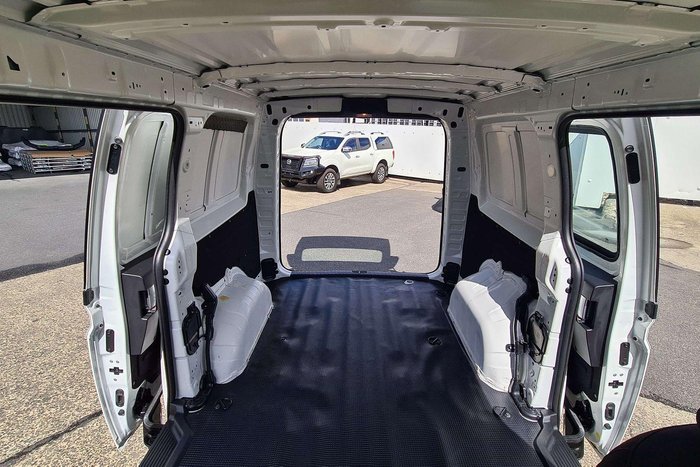 2022 Hyundai STARIA LOAD