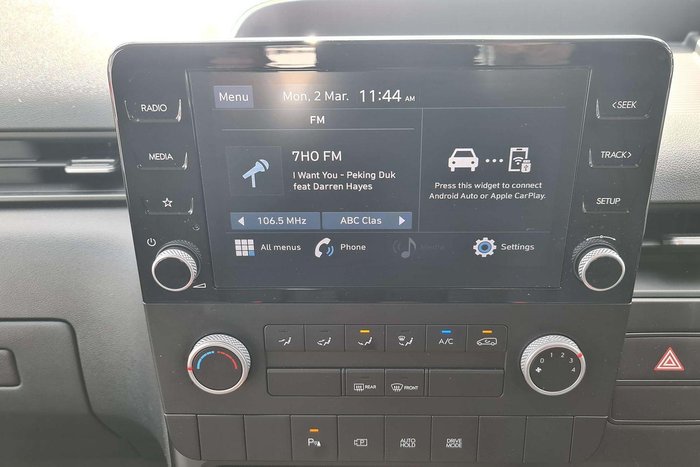 2022 Hyundai STARIA LOAD