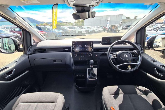 2022 Hyundai STARIA LOAD