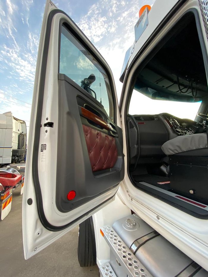 2020 Kenworth T610 SAR