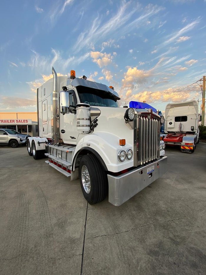 2020 Kenworth T610 SAR