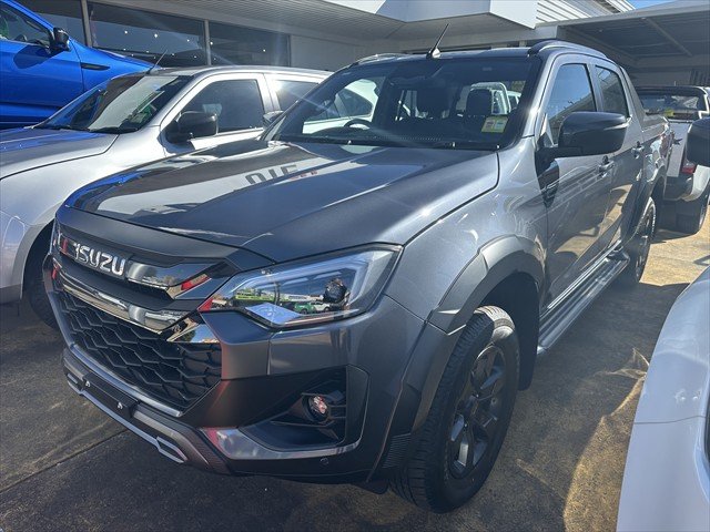 2025 ISUZU D-MAX XT