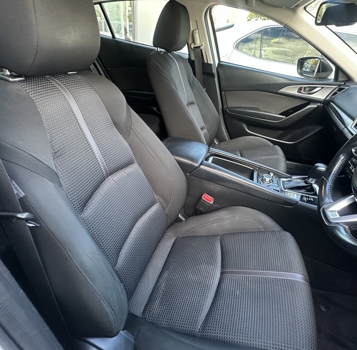 2018 Mazda 3 Maxx Sport