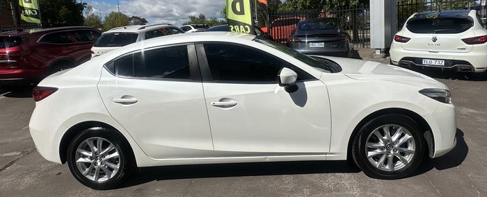 2018 Mazda 3 Maxx Sport