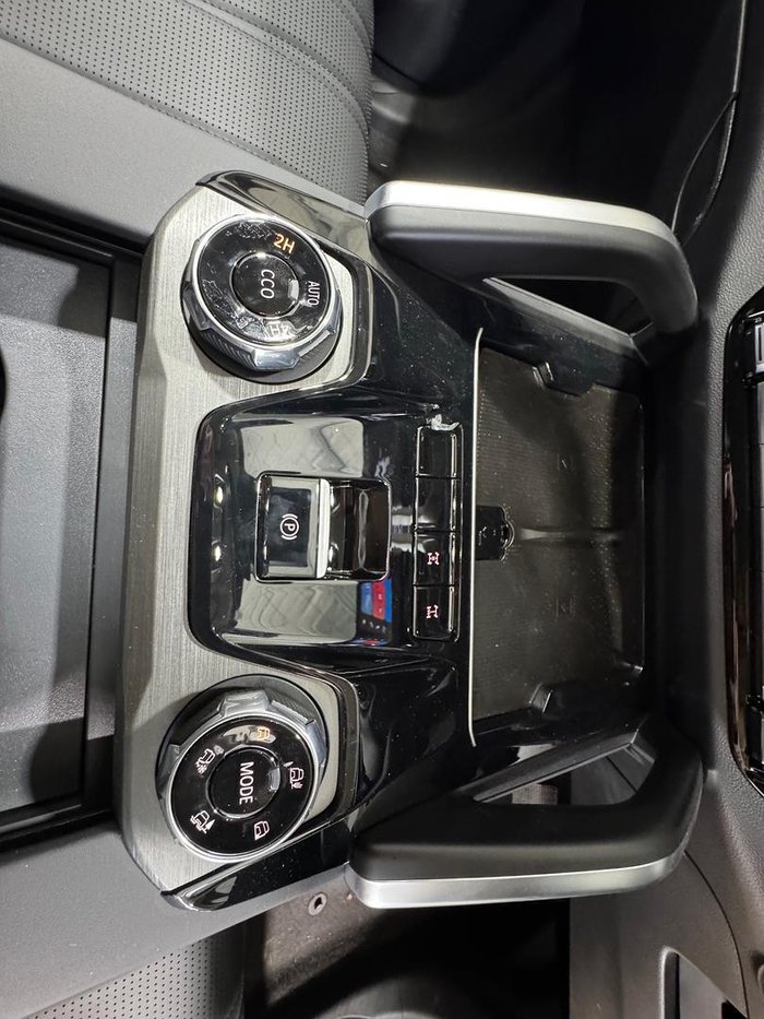 2025 LDV D90 Executive