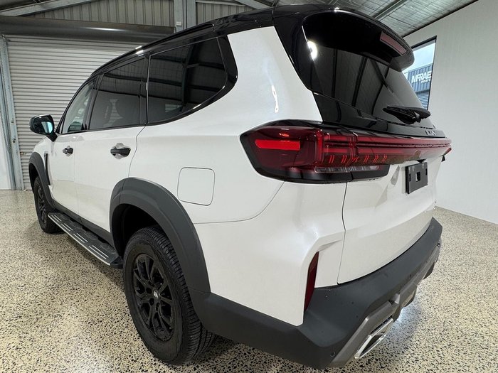 2025 LDV D90 Executive