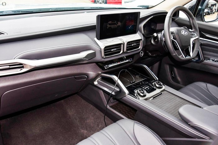 2025 LDV D90 Executive