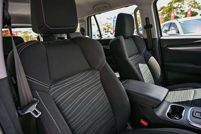 2021 Isuzu MU-X LS-M