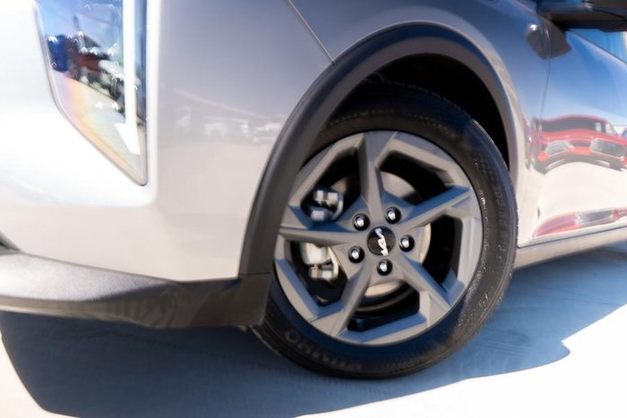 2025 Kia K4 S