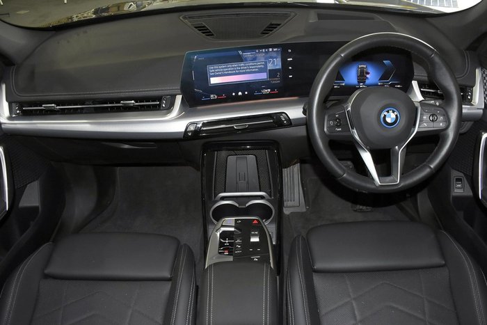 2024 BMW iX1 eDrive20 xLine
