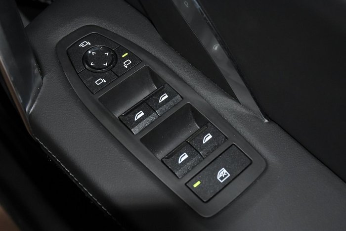 2024 BMW iX1 eDrive20 xLine