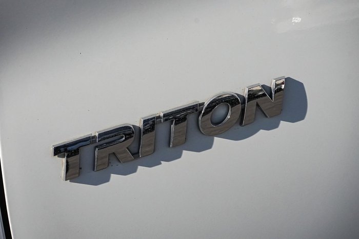 2020 Mitsubishi Triton GLX