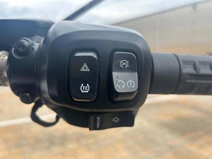 2025 Harley-Davidson Breakout 117 (FXBR) Softail Black