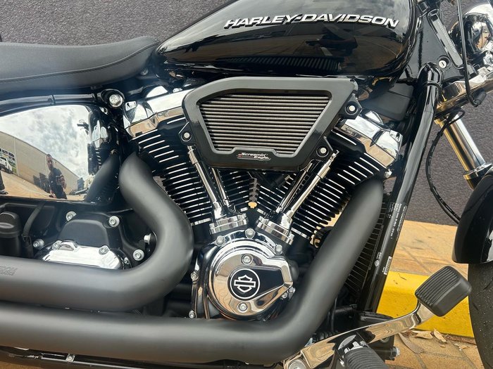 2025 Harley-Davidson Breakout 117 (FXBR) Softail Black