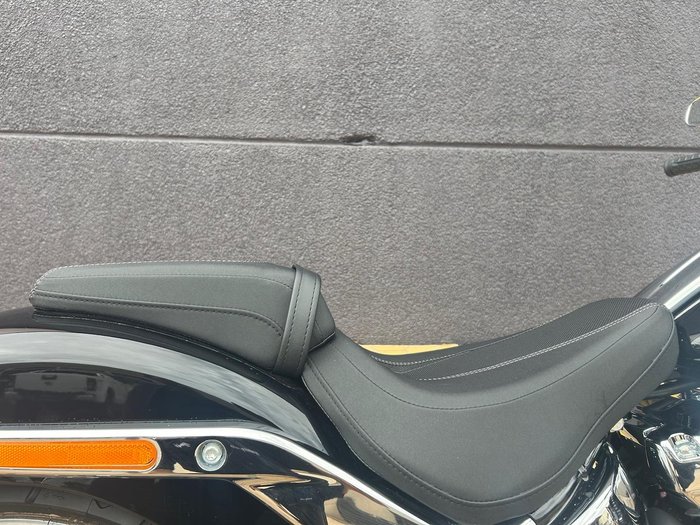 2025 Harley-Davidson Breakout 117 (FXBR) Softail Black