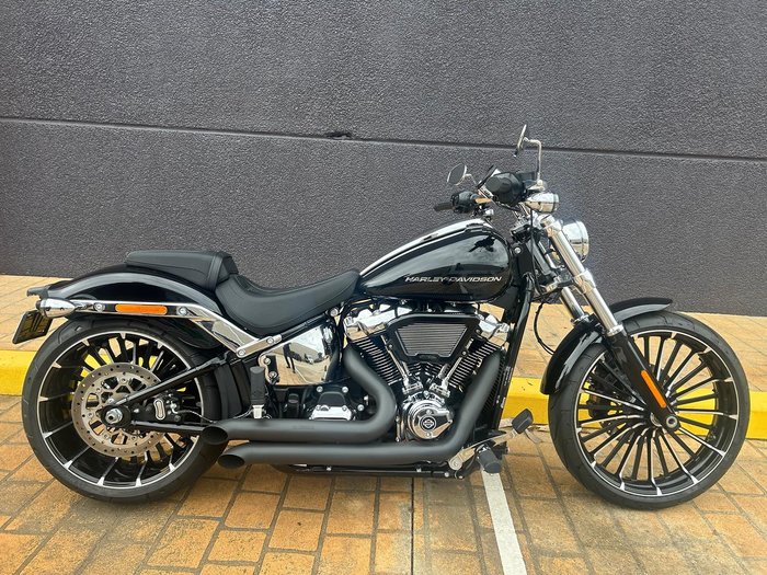 2025 Harley-Davidson Breakout 117 (FXBR) Softail Black