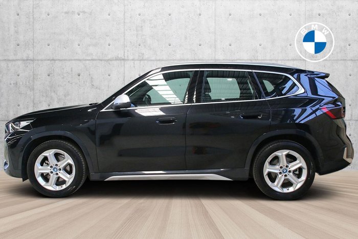 2024 BMW iX1 eDrive20 xLine