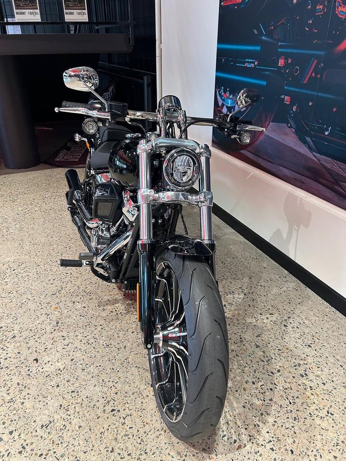 2025 Harley-Davidson Breakout 117 (FXBR) Softail Black