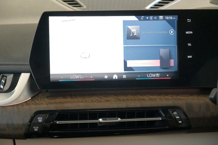 2024 BMW iX1 eDrive20 xLine