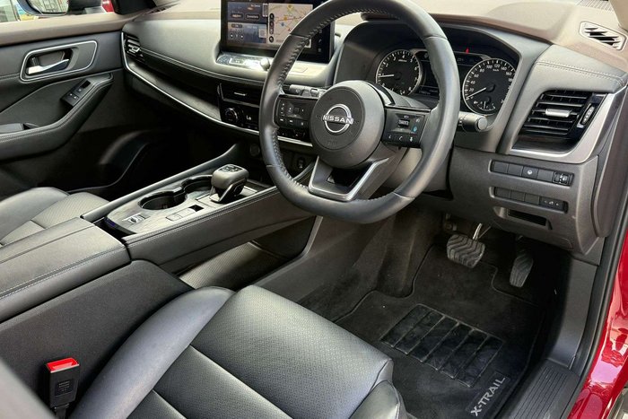 2024 Nissan X-TRAIL ST-L