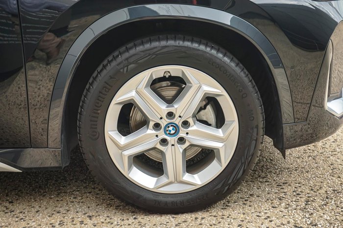 2024 BMW iX1 eDrive20 xLine