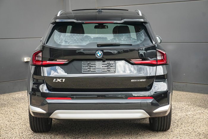 2024 BMW iX1 eDrive20 xLine