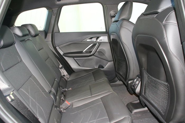 2024 BMW iX1 eDrive20 xLine