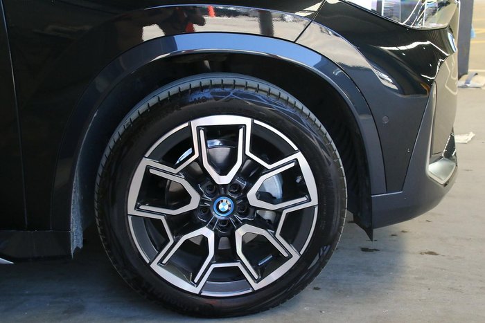 2024 BMW iX1 eDrive20 xLine