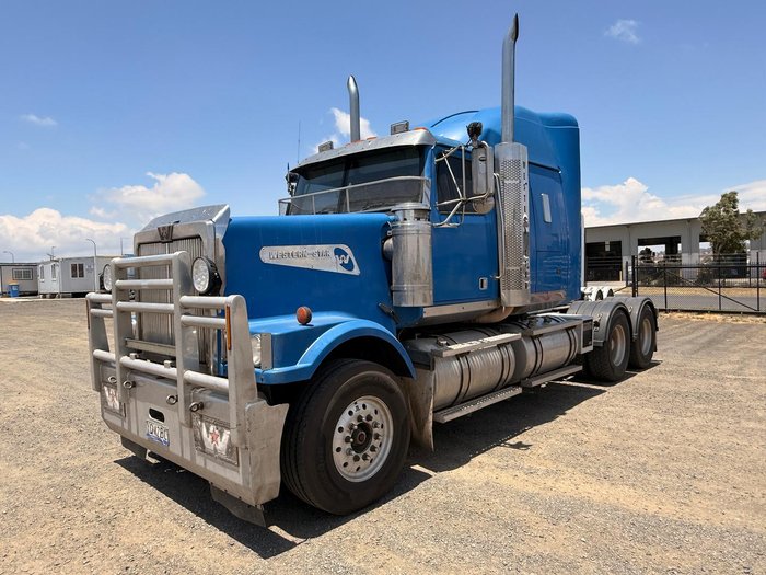 2003 Western Star 4900 Series 4900FX