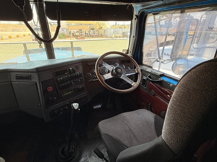 2003 Western Star 4900 Series 4900FX