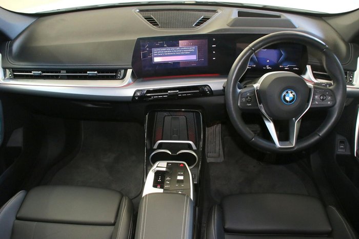 2024 BMW iX1 eDrive20 xLine