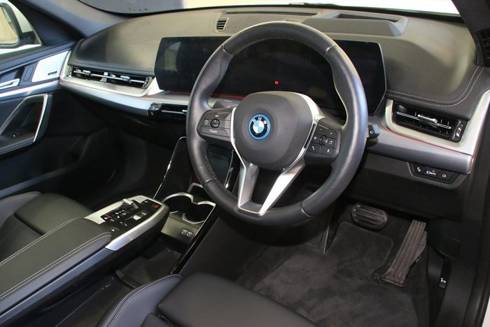 2024 BMW iX1 eDrive20 xLine